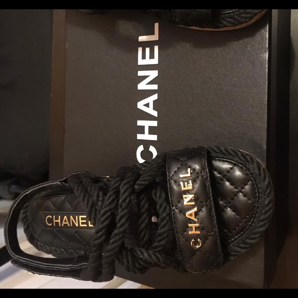 Sandals - Picture 2 of 13
